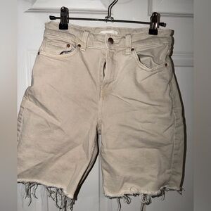 H&M Beige Denim Shorts